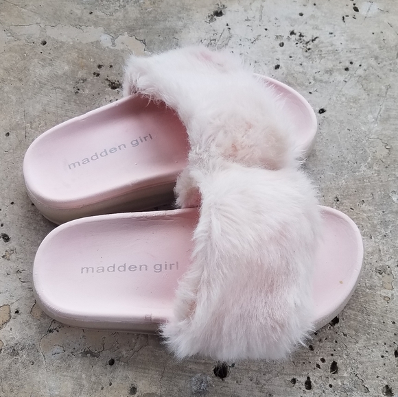 madden girl light up slides